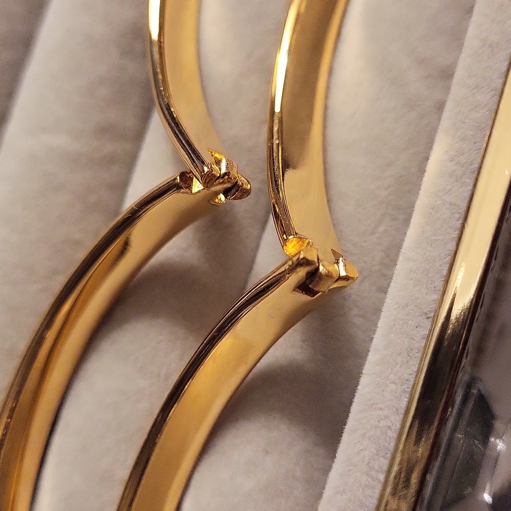 Gold Filled Bangle Braclets (Goldfilled Is Gold Over Solid Metal) Last For Yrs - Picture 14 of 15